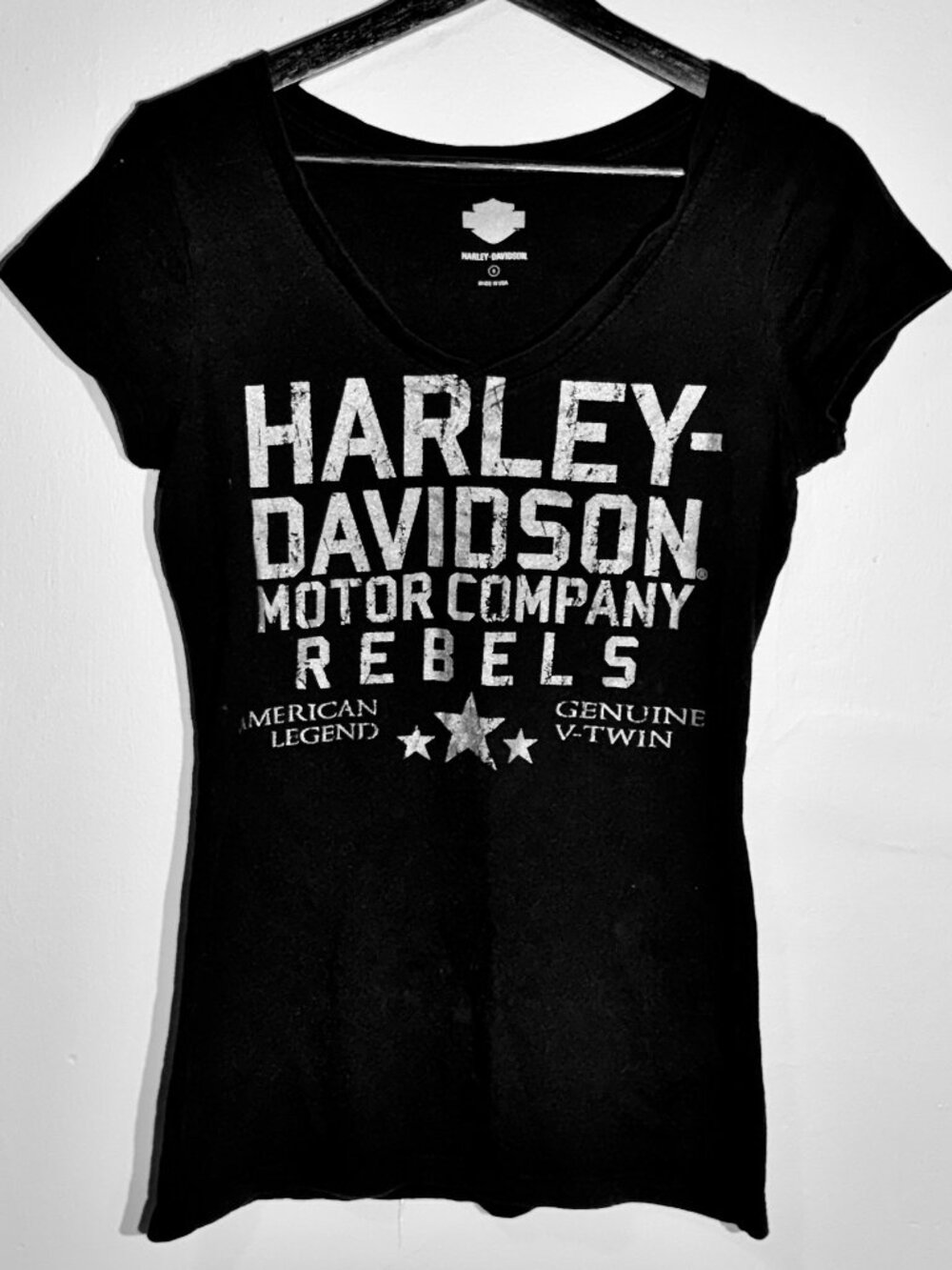 Harley Davidson Rebels V-Neck T-Shirt Women’s Small Black Distressed Graphic